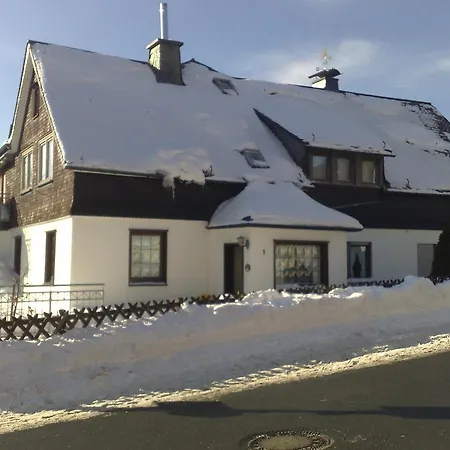 Detached House With Sauna 50m From Lifts Feriehus